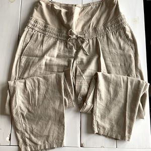H&M maternity khaki linen cropped pants